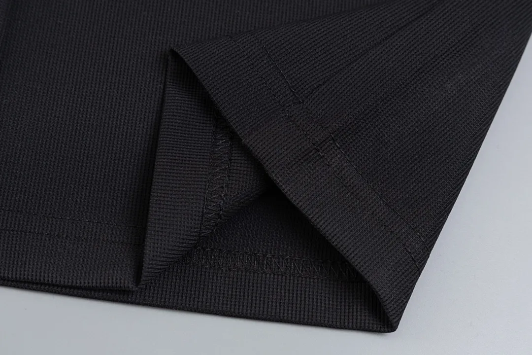 ARC'TERYX :Lightweight， ， ， ，Lightweight ， 、 、 、 、 ！ ！ Classic logo ！ 90% 10% , ， ， Breathable ， ，Quality ！ ！ logo ， ， ， ， ， ！ Versatile ！